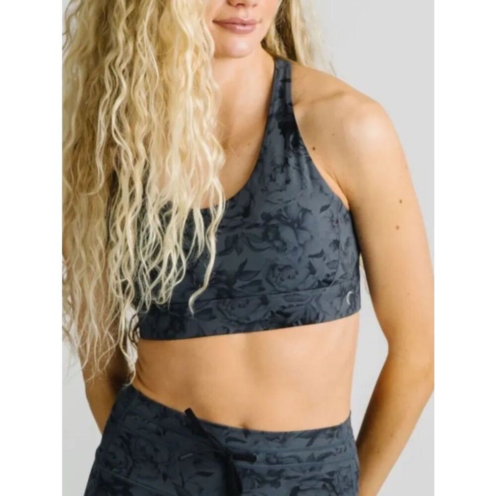 Zyia Slate Peony slate gray floral adjustable sports Bra criss cross small